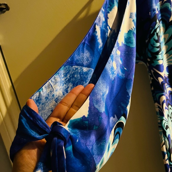 100% Blue White Silk Dress Laundry by Shelli Sega Long Slit Sleeves Smal - Picture 9 of 9